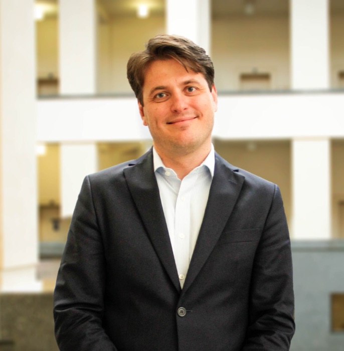 doc. JUDr. PhDr. Marek Antoš, Ph.D., LL.M.